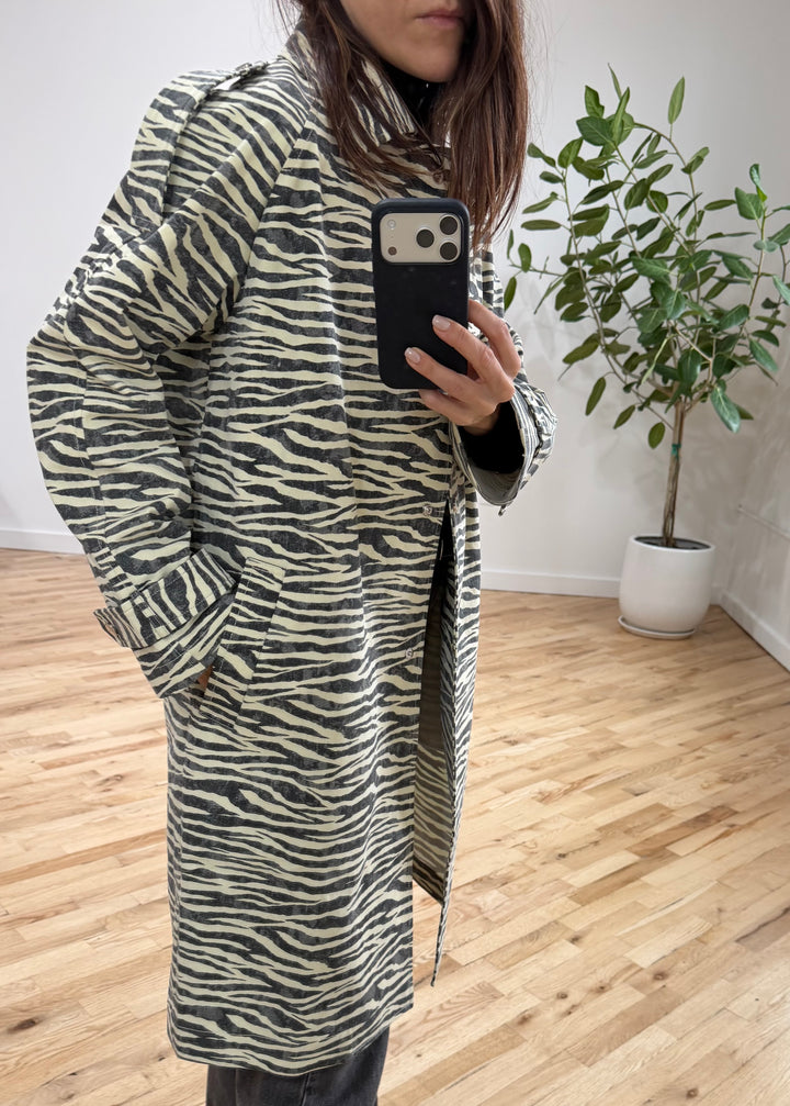 Tiger print trench coat - SERRANO