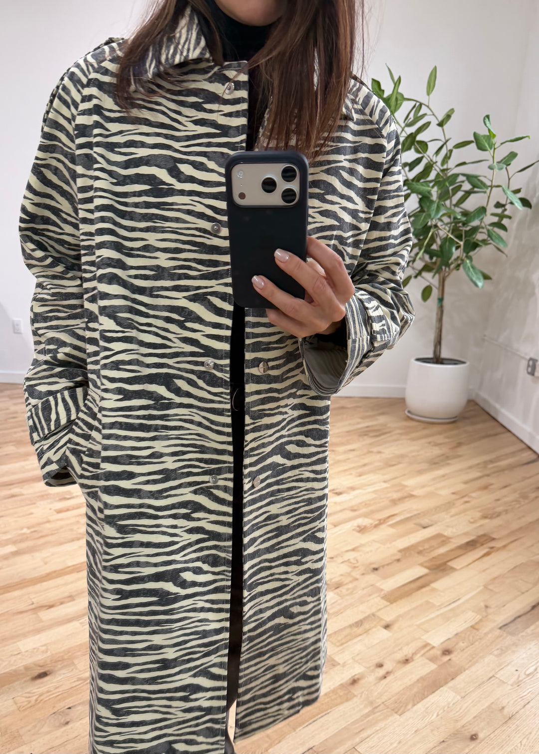 Tiger print trench coat - SERRANO